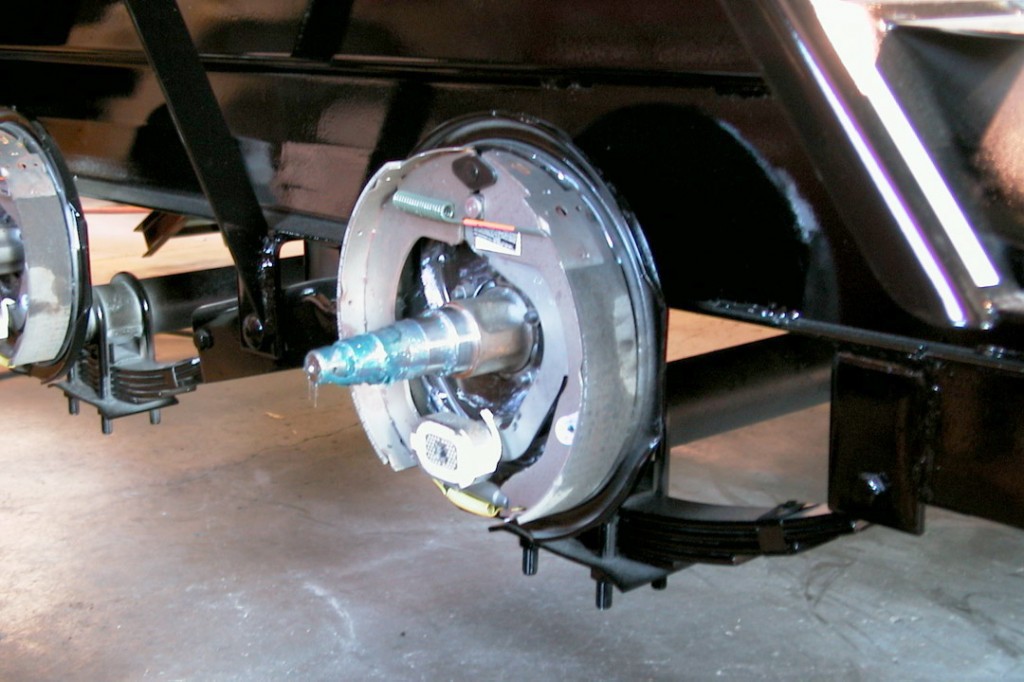 Why You Should Upgrade Your Trailer To Surge Brakes to ... trailer hitch 7 pin wiring diagram 