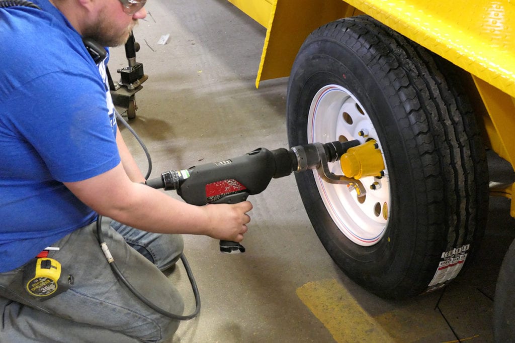 Real-Time Torquing Felling Trailers