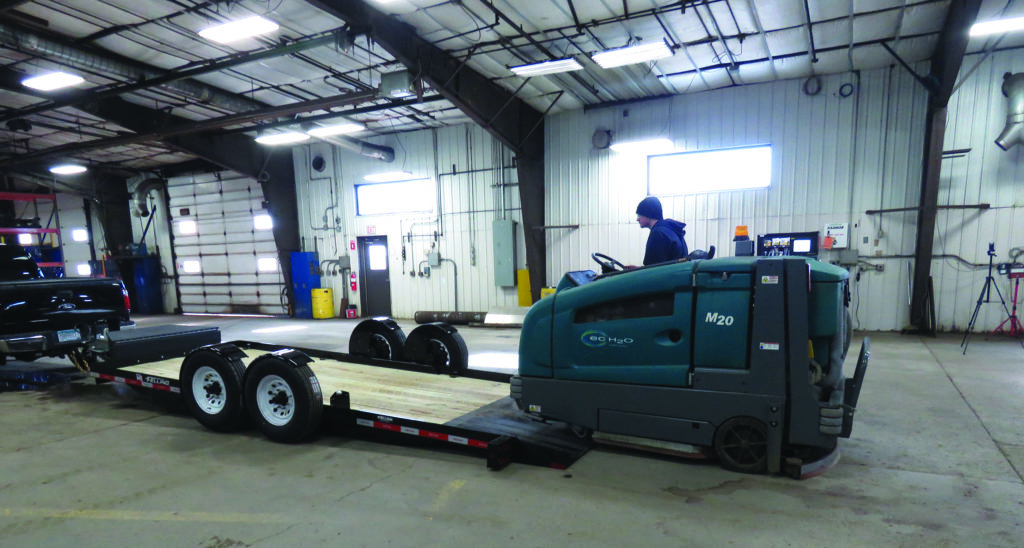 Top 50 Contractor Equipment Construction Pros FT-12 EZ-T Tennant Sweeper Scrubber, trailers for contractors